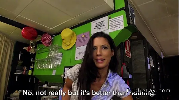 نئی Spanish amateur bangs pov in public bar توانائی کی ویڈیوز