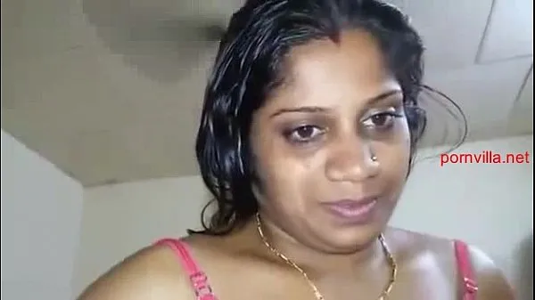 مقاطع فيديو جديدة للطاقة Anumol Mallu Chechi's boobs and pussy (new