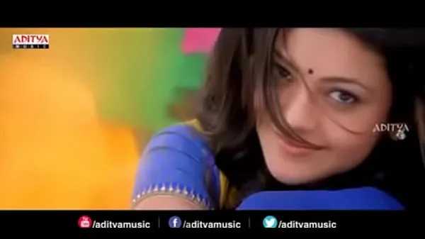 Nuovi video sull'energia Kajal agarwal sexy seduction