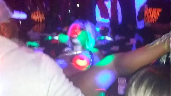 Nové videá o Cherise Roze At Queens Super lounge Hlloween Stripper Party in Phila,Pa 10/31/15 energii