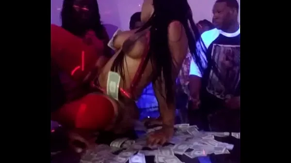Video tenaga Ms Bunz XXX At QSL Club Halloween Stripper Party in North Phila,Pa 10/31/15 Par5 baharu