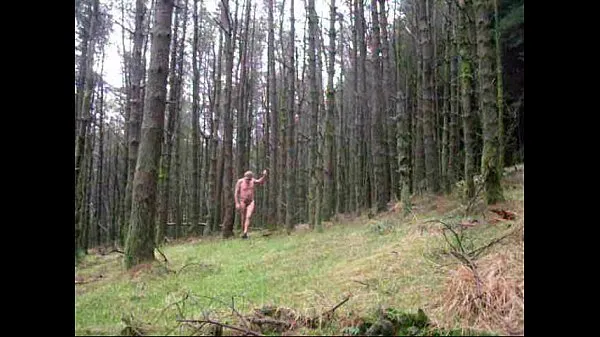 New Public woods in panties and getting naked energi videoer
