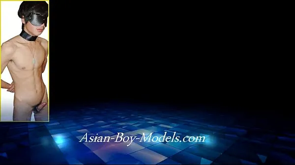 Video tenaga Smooth Asian Big Cock Boy Handjob baharu