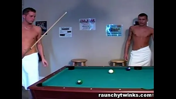 Nowe filmy Hot Men In Towels Playing Pool Then Something Happens energii