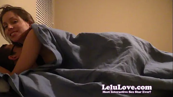 Νέα βίντεο Amateur couple has barely covered sex next to roommate in bed ενέργειας