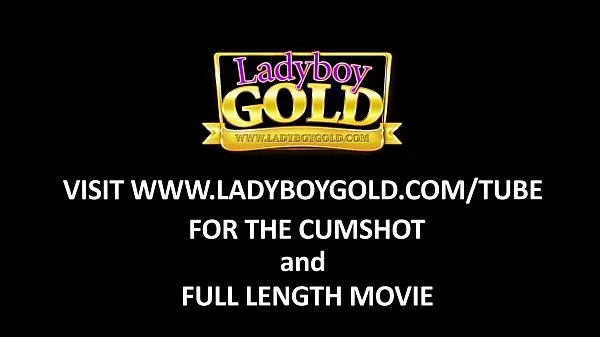 Video energi Busty Ladyboy Natty Big Cock Blowjob baru