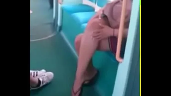 Video energi Candid Feet in Flip Flops Legs Face on Train Free Porn b8 baru