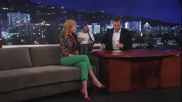Nya Nicole Kidman ♥ gives Jimmy Kimmel a lapdance energivideor