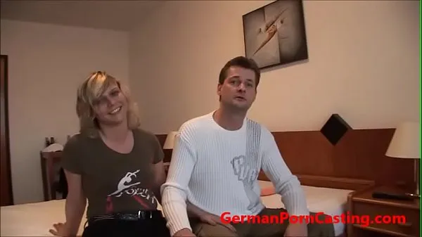 新しいドイツのアマチュアはポルノキャスティング中に犯される-GermanPornCasting.comエネルギービデオ