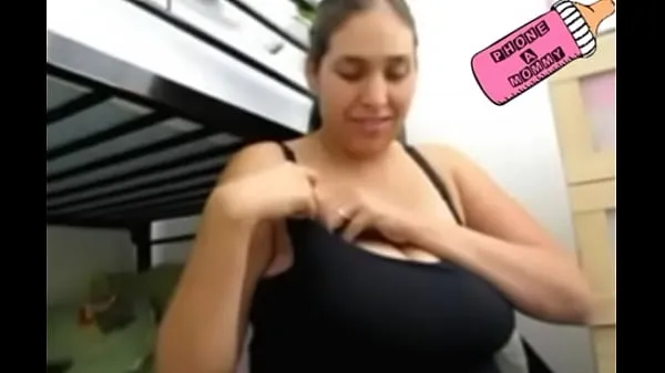 نئی ABDL Phone A Mommy Milf With Big Lactating Tits توانائی کی ویڈیوز