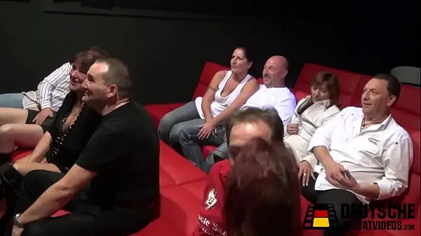 Nya Orgy in the porn cinema energivideor