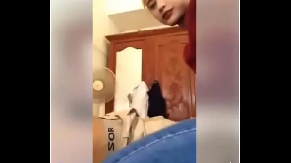 Video energi Beautiful Girl having sex on mouth with her boyfriend baru