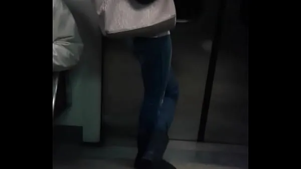 새로운 Ass in train spy cam 에너지 동영상