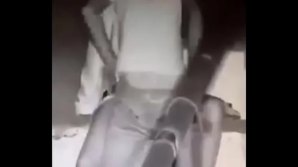 Video tenaga Accident at roof when having sex baharu