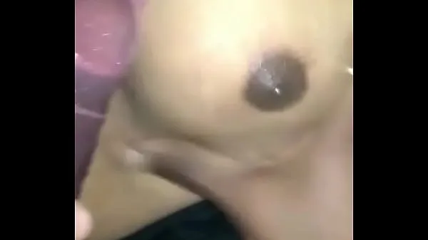 Video tenaga Indian crossdresser having boobjob baharu