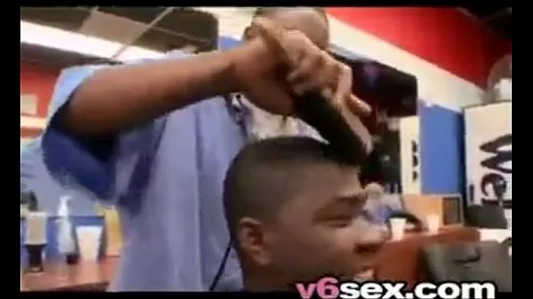 Video energi barber shop blowjob baru