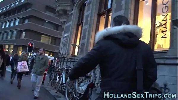 Nové videá o Dutch hooker in fishnets energii