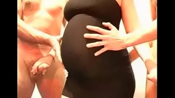 Video tenaga Pregnant in black dress gangbang baharu