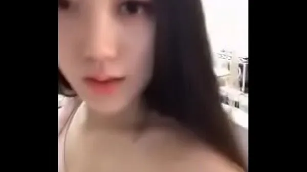 Video tenaga Bai Fumei anchor voice sweet tits huge pubic hair sparse privates pink and attractive baharu