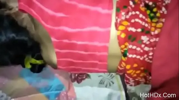 新しいHorny Sonam bhabhi,s boobs pressing pussy licking and fingering take hr saree by huby video hothdxエネルギービデオ