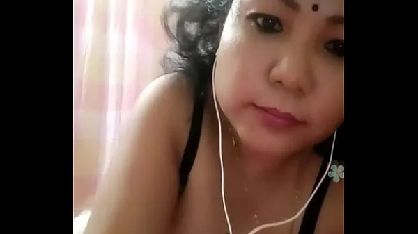 Nuovi video sull'energia Bengali Girl Hot Live