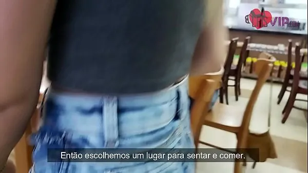 Nya Cristina Almeida in the parking lot of a snack bar in Fernão Dias, receiving a Christmas present, the bastard eats it without a condom and cums inside her pussy in front of the meek cuckold who films it and is cursed by her energivideor