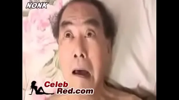 Nieuwe Japanese busty nurse fuck grandpa (Who is she energievideo's