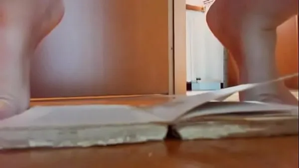 مقاطع فيديو جديدة للطاقة This nun really blasphemous blasphemy and pisses on a prayer book