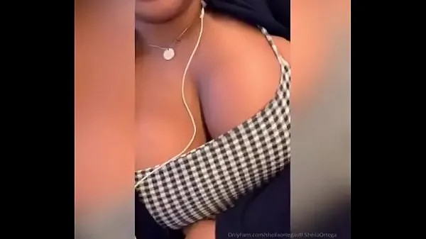 Ny Kesha Ortega masturbating on a train energi videoer