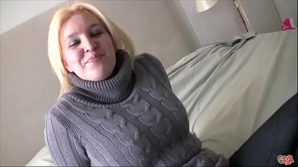 Új The chubby neighbor shows me her huge tits and her big ass energia videók