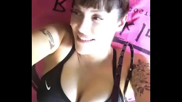 New Busty connie energi videoer