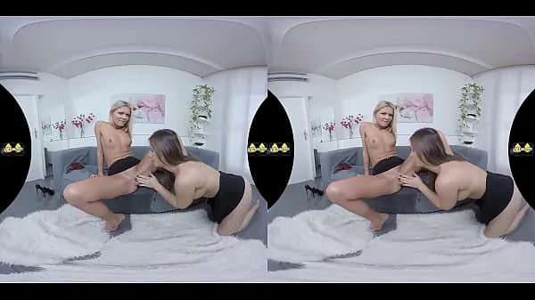 نئی Pussy Licking Piss Surprise توانائی کی ویڈیوز