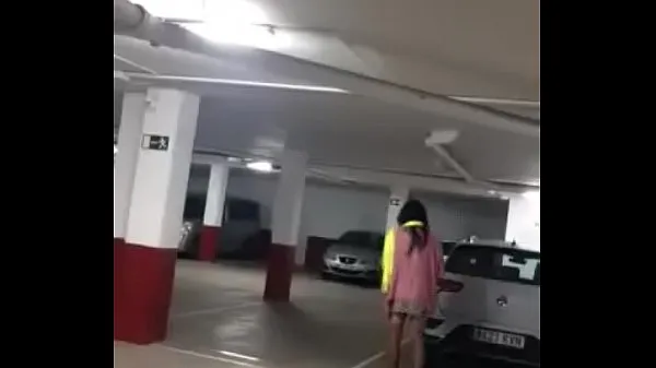 Video tenaga Crossdresser caught in garage during masturbation baharu