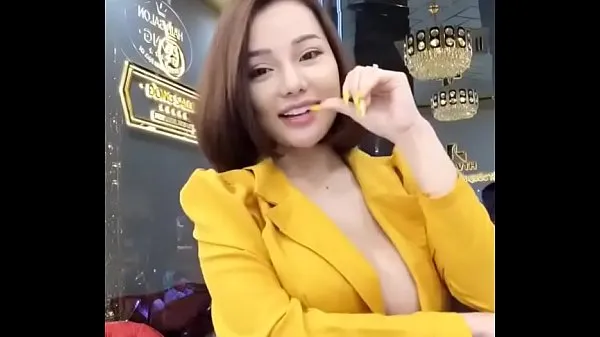 Nieuwe Sexy Vietnamese Who is she energievideo's