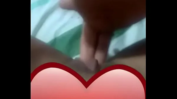 Nová Girl touching herself hornily energetika Videa