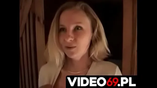 New Polish porn - Mum giving me a blowjob for money still assured that she is not "such energy Videos