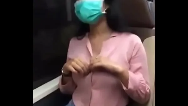 Video tenaga I meet a naughty girl in São Paulo's subway, she said she was married baharu