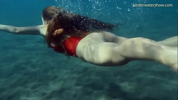 Nowe filmy Underwatershow erotic young models in water energii
