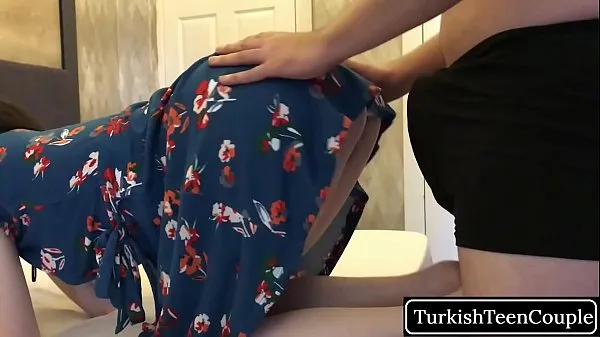新Turkish Stepmom seduces her stepson and gets fucked能源视频