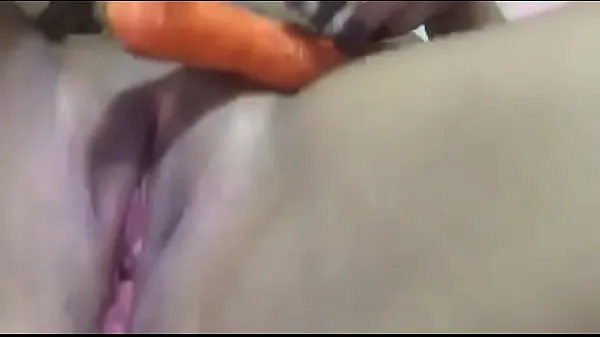 새로운 Carrot on pussy 에너지 동영상