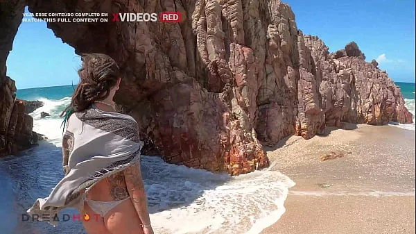 Novi videoposnetki Horny hot babe wants to fuck in Praia Publica Famosa - Dread Hot energije