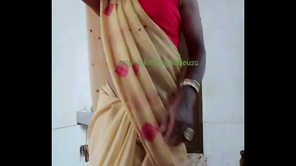 Nieuwe Indian crossdresser Lara D'Souza sexy video in saree part 1 energievideo's