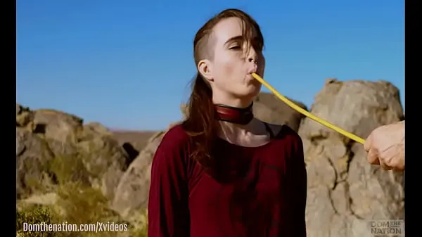 Nowe filmy Petite, hardcore submissive masochist Brooke Johnson drinks piss, gets a hard caning, and get a severe facesitting rimjob session on the desert rocks of Joshua Tree in this Domthenation documentary energii