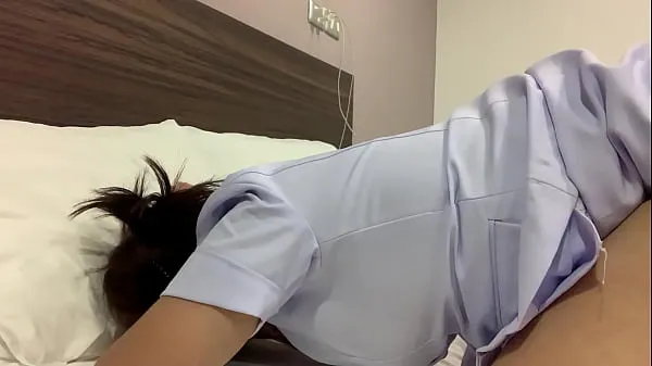 Nieuwe As soon as I get off work, I come and make arrangements with my husband. Fuckable nurse energievideo's