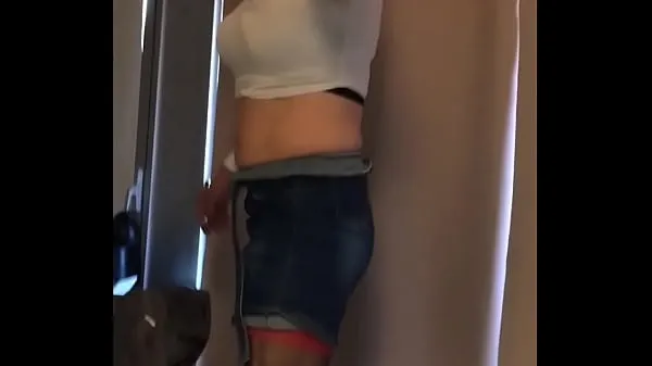 Nové videá o Leatrav bitch trains her house in sex room energii