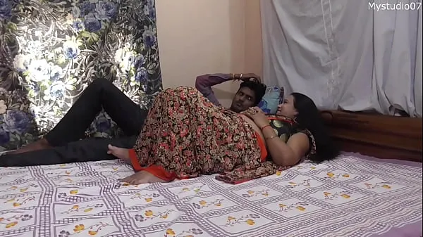 New Indian sexy Bhabhi teaching her stepbrother how to fucking !!! best sex with clear audio energi videoer