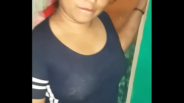Nové videá o I was washing clothes and my step Uncle arrived just at the time, he comes to visit me and give me my rich fucking energii