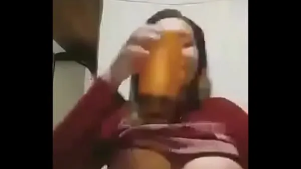 नई Busty shows off live breasts to gain followers ऊर्जा वीडियो