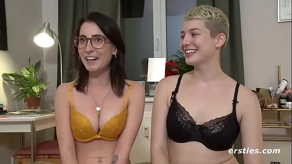 New Girls Have Fun with an Anal Plug energy Videos