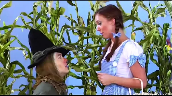 Nuovi video sull'energia The Wizard Of Oz Parody Is A Favorite Enjoyment And Sex